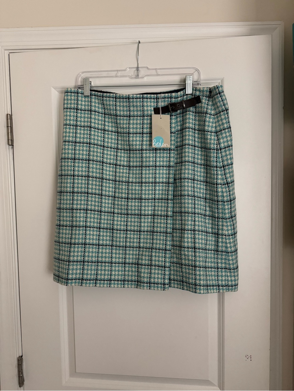 Boden skirt size 14L NWT